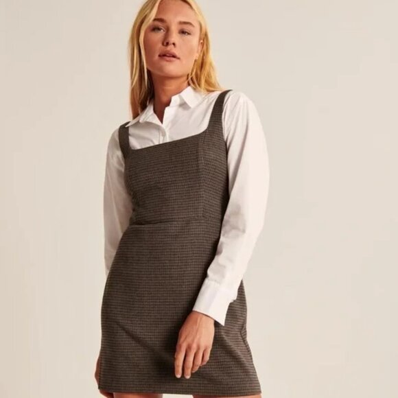 Abercrombie & Fitch Dresses & Skirts - ✨ Abercrombie & Fitch 90’s Menswear Pinafore Dress - Size Large ✨